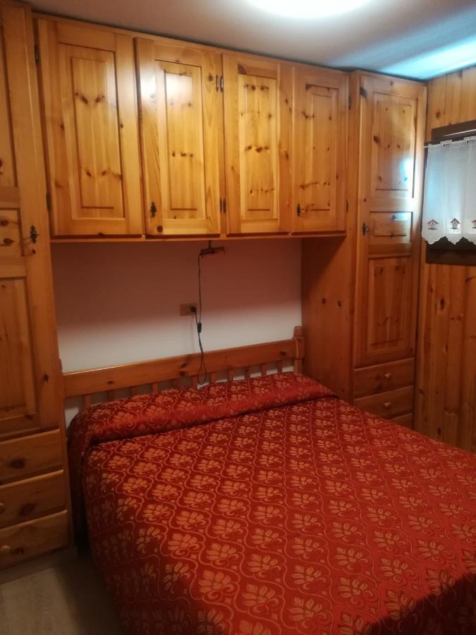 Appartamenti Abetaia ديمارو المظهر الخارجي الصورة